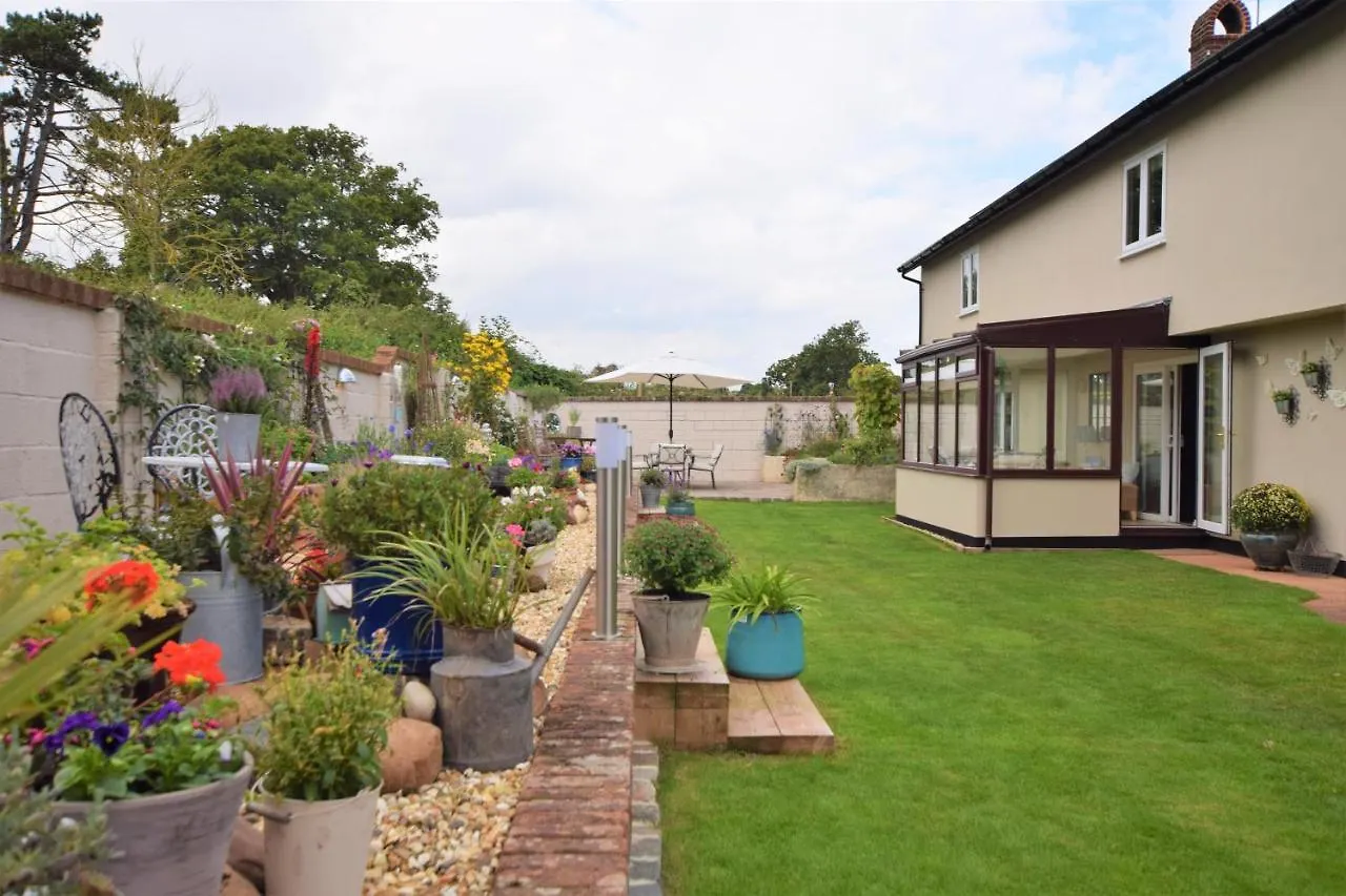 The Old Dairy B&B Lympstone 3*,  Verenigd Koninkrijk